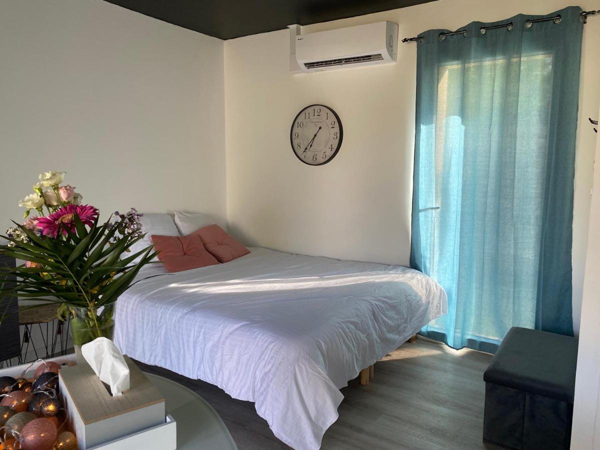Ferienhaus Chaleureux Avec Jacuzzi Le Mesnil-en-Vallée